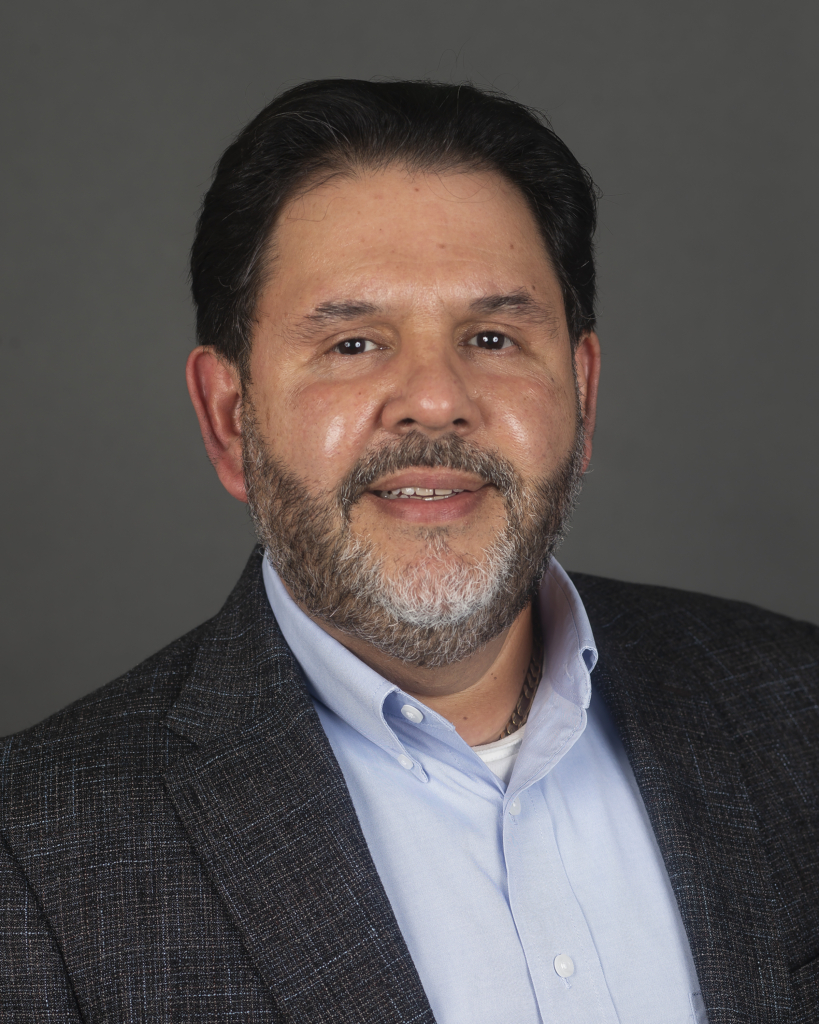 Headshot of Dr. Julio Rojas.